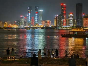 如何看待桃李面包月饼广告语引争议